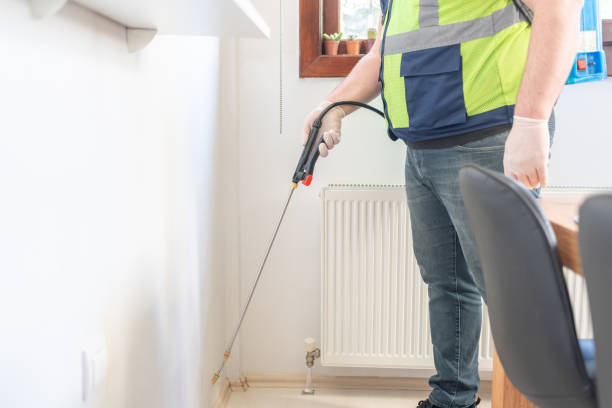 Best Cockroach Control Services  in Redwood, OR